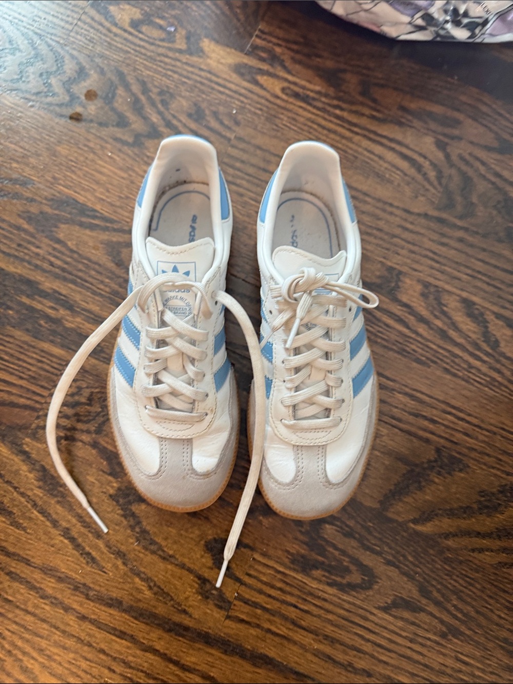 Girls adidas White Sneakers with Light Blue Stripes size 3
